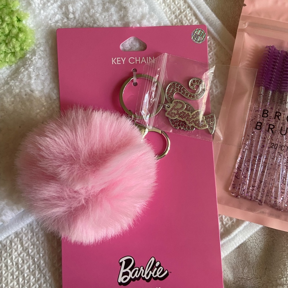 - Barbie Key chain x f21